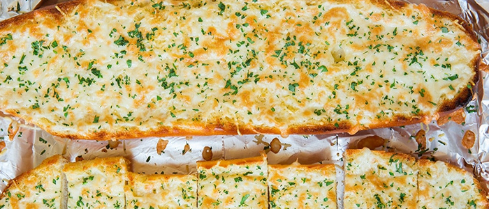 Garlic Bread With Cheese & Onion  12" 